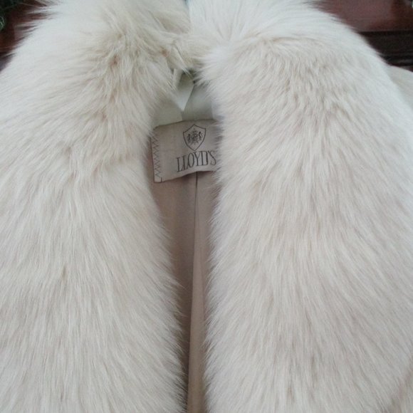 Gorgeous Blush Fox Fur Stroller Coat - Picture 5 of 7